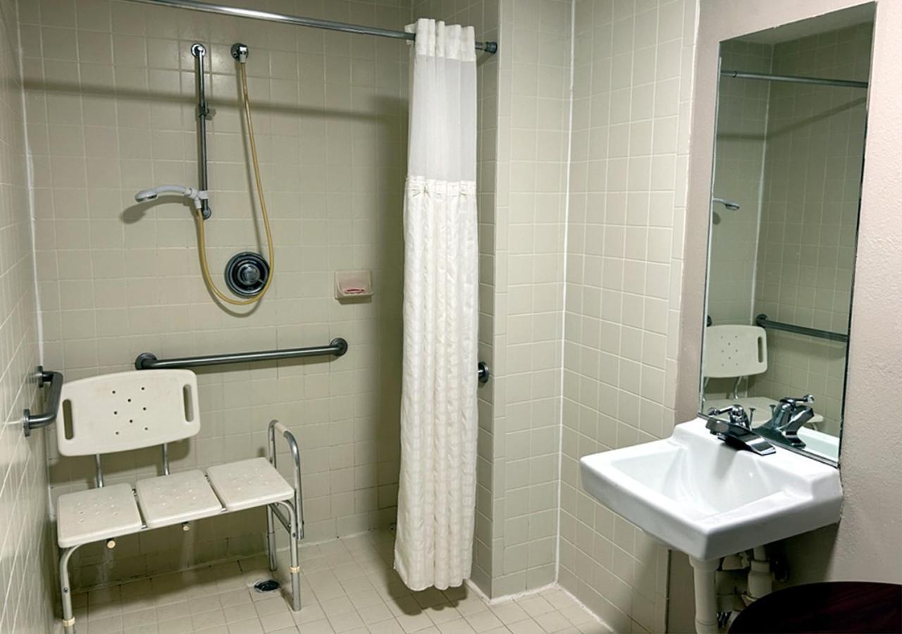 Econo Lodge Elberton Esterno foto